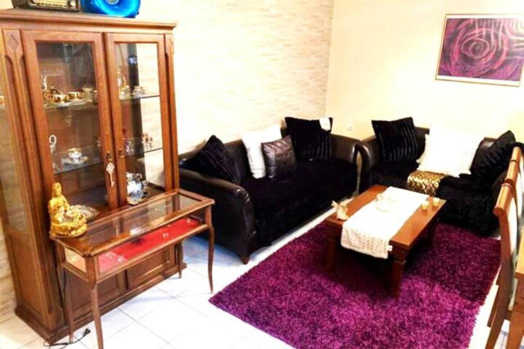 Apartment 4y In